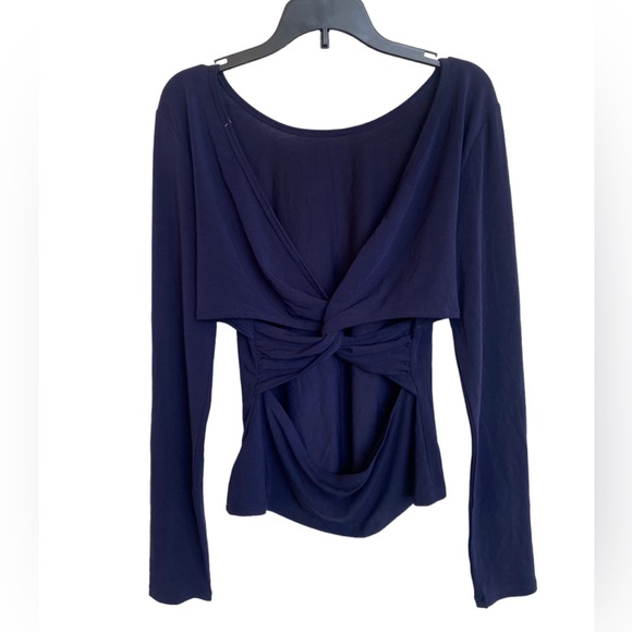 GAP Tops - 🆕GapFit Breathe Open Back Twist T-Shirt Navy Womens S